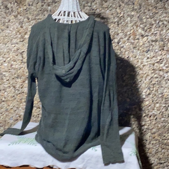 Green Hooded Sweater - Picture 3 of 3
